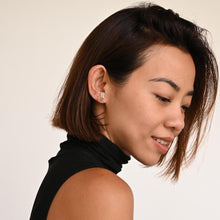 Load image into Gallery viewer, UXP Segment Half Loop Earring