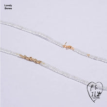 Load image into Gallery viewer, faceted prehnite beads