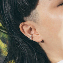 Load image into Gallery viewer, Twist Fragment Ear Cuffs