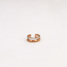 Load image into Gallery viewer, Twist Duo Ear Cuffs