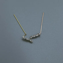 Load image into Gallery viewer, Swing L Dangler