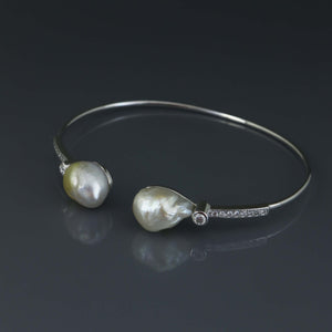 Champagne Keshi Diamond Wire Bangle
