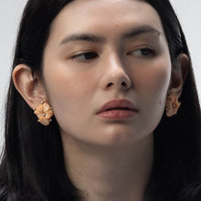Load image into Gallery viewer, Coral Flower Satellite Earrings
