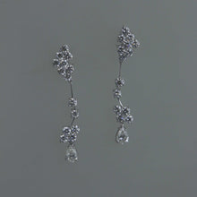 Load image into Gallery viewer, Diamond Willow Drop Earrings
