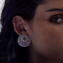Load image into Gallery viewer, Lavender Jadeite Disc Diamond Earrings
