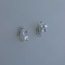 Load image into Gallery viewer, Micro Satellite Long Mismatched Earrings
