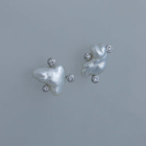 Keshi Satellite 3 Earrings