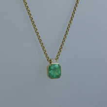 Load image into Gallery viewer, Stunning Colombian Emerald Pendant
