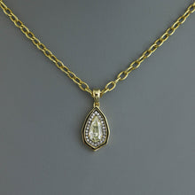 Load image into Gallery viewer, Step Pear Yellow Diamond Necklace

