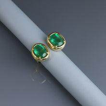 Load image into Gallery viewer, Zambian Emerald Dome Bezel Open Ring
