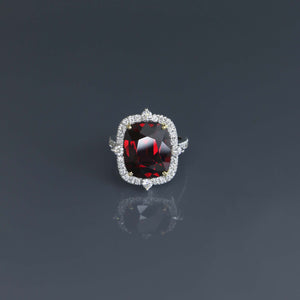Fine Red Sri Lankan Garnet Ring