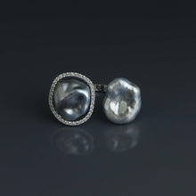 Load image into Gallery viewer, Tahitian Keshi Pearl Wave Open Ring
