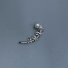 Load image into Gallery viewer, Diamond Pave Spiral South Sea Pearl Deco Brooch
