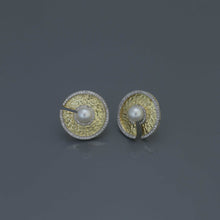 Load image into Gallery viewer, Hammered Gold Disc Earrings with Akoya Pearls and Diamonds
