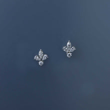 Load image into Gallery viewer, Fleur Petite Diamond Wreath Earrings
