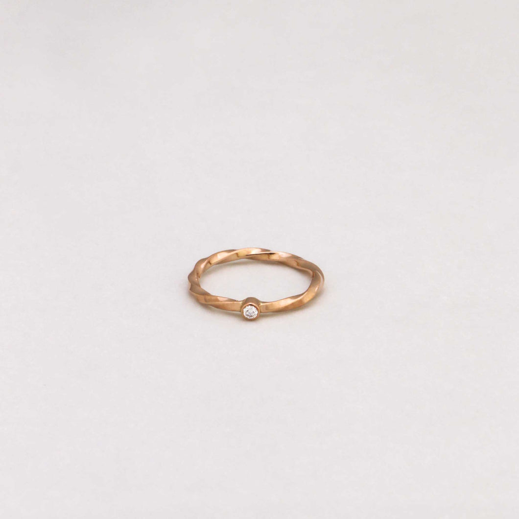 Twist Zero Ring