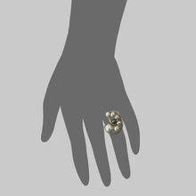 Load image into Gallery viewer, Keshi Swirl Ring
