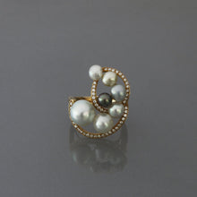 Load image into Gallery viewer, Keshi Swirl Ring
