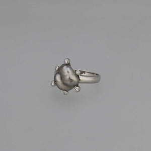Silver and Pewter Keshi Pearl Orbital Ring