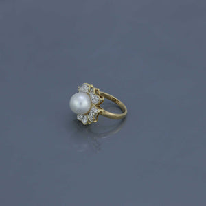 South Sea Pearl Diamond Pavé Flower Ring in Yellow Gold